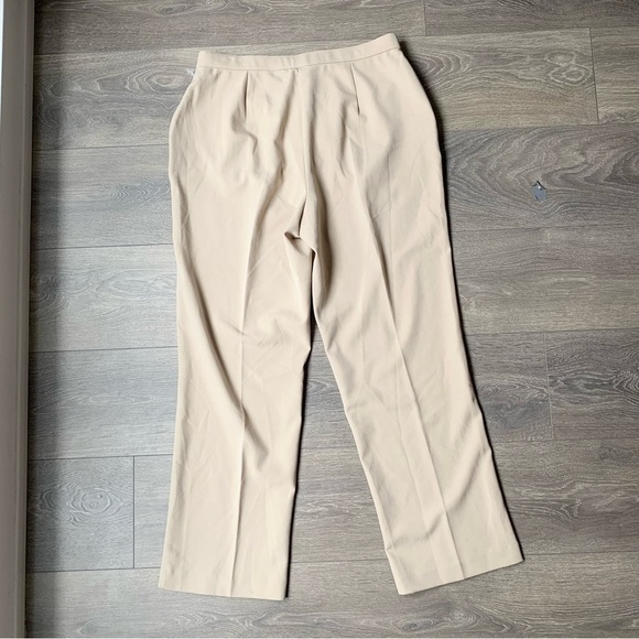 Investments Petites Women's Pants Straight leg Pleated Tapered Trousers Size 12P - Picture 6 of 6